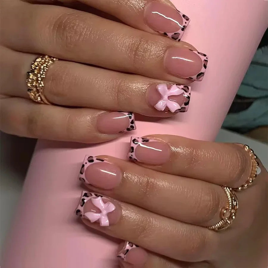 24Pcs Brown Plaid Press on Nails French Bow Spring False Nail Medium Almond Fashion Atmosphere Wearable Nail for Women&Girl