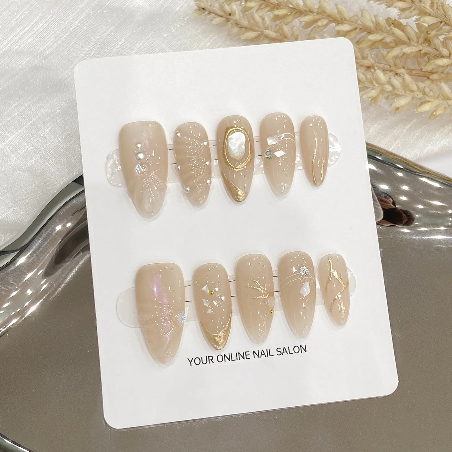 10pcs White Flowers Decor Fake Nails French Pearl Almond Fake Nail Patch Wearable Full Cover Handmade Bride Press on Nail Tips