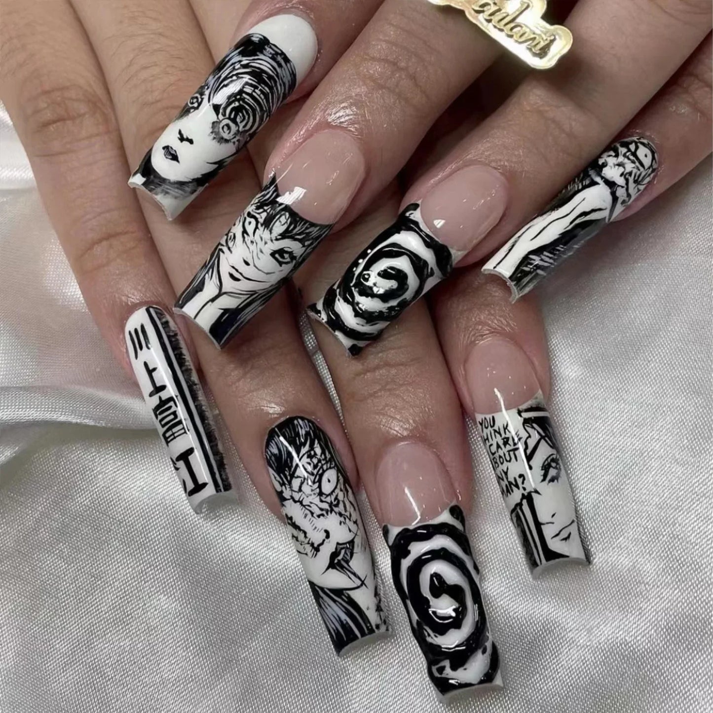 24pcs Black Spider Fake Nails y2k Punk Style Girls Painted False Nails Full Cover Wearable Japanese Almond Press On Nails Tips