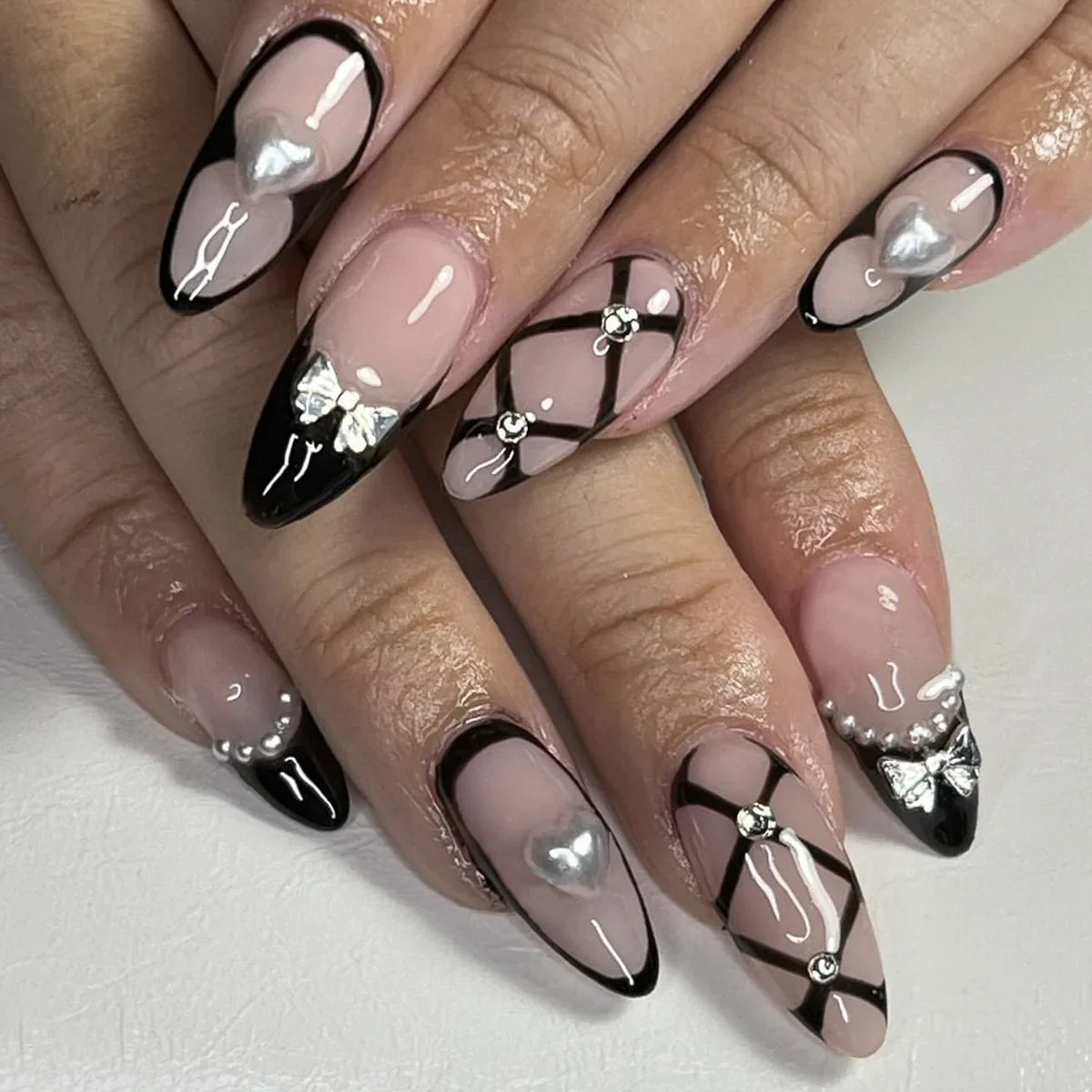 24pcs Women'S Nail Set Burgundy Almond Shape Medium Length Solid Color with Floral Golden Dust Design Fake Nails for Women/Girls