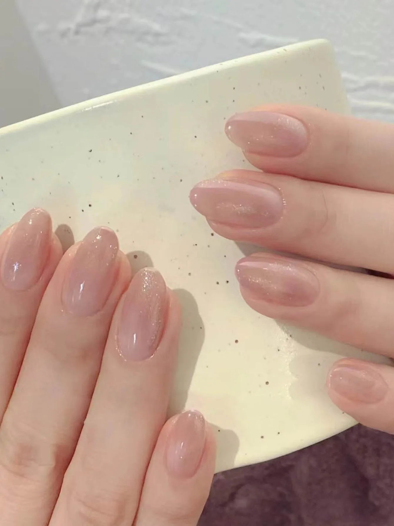 24PCS yellow gradient almond fake nails, delicate and gorgeous, simple and elegant, stylish and generous, suitable for fashion g