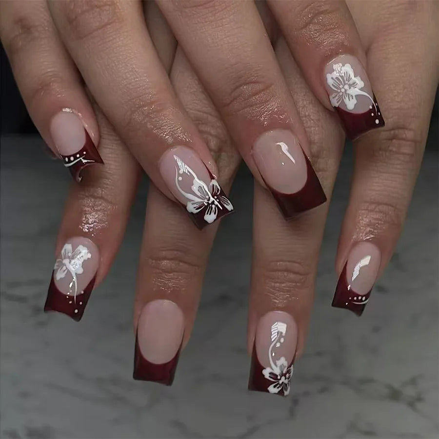 24Pcs Fairy White Flower Fake Nails Pink French Tip Press on Nails Short Square Wearable False Nail for Women Girls DIY Manicure