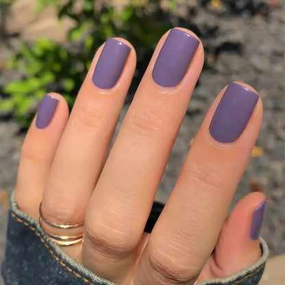 24Pcs Solid Color Press on Nails Short Square Round Fake Nail Glossy Dark Nail Art Wearable Detachable Autumn Winter False Nails