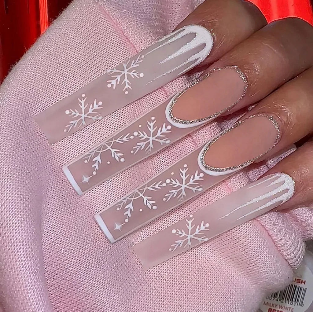 Medium long fake nails for Christmas party Cute snowman Santa Claus gift snowflake square almond tips Press on false nail art