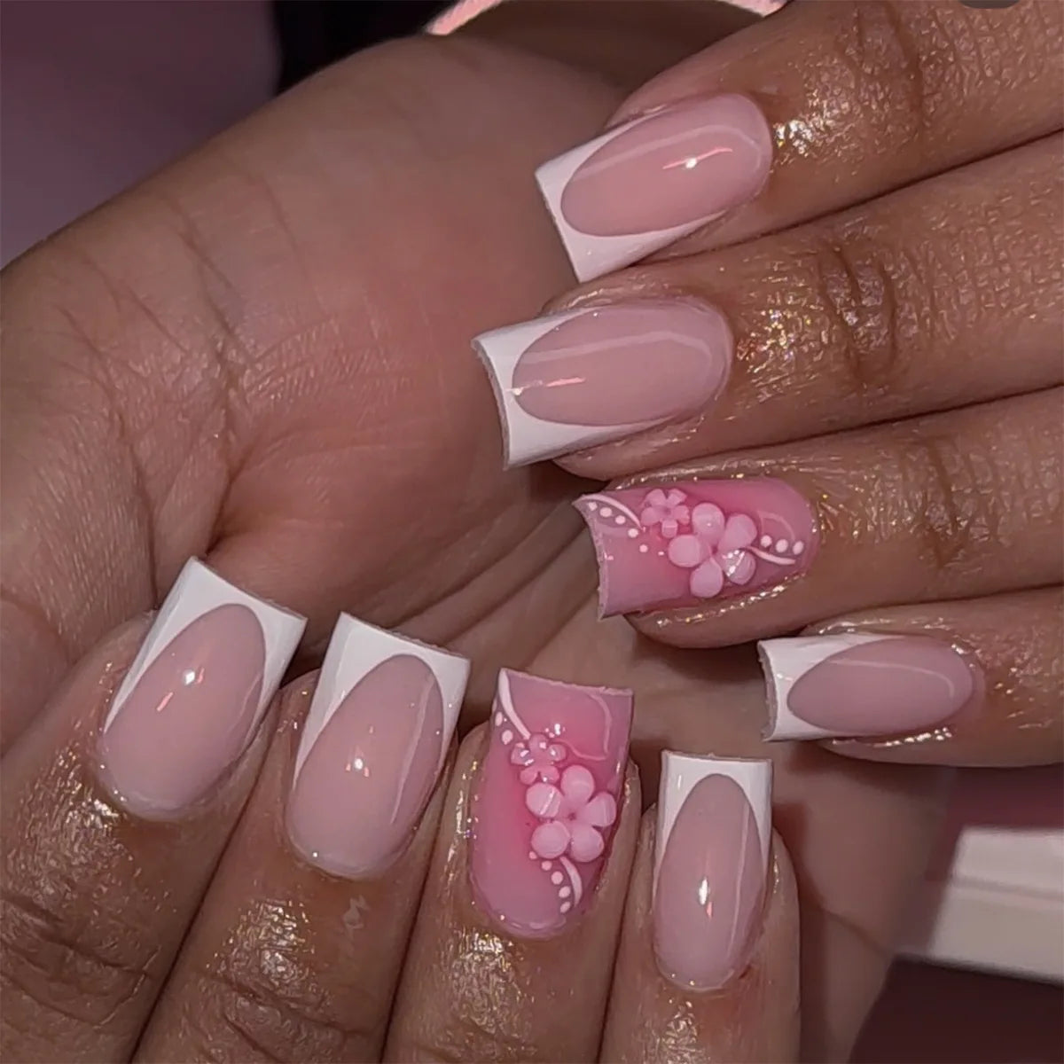 24pcs Mid-length Press on Nails Pink French Full Cover Flower Design Fake Nail Reusable Pearl False Nail with Jelly Glue Nails