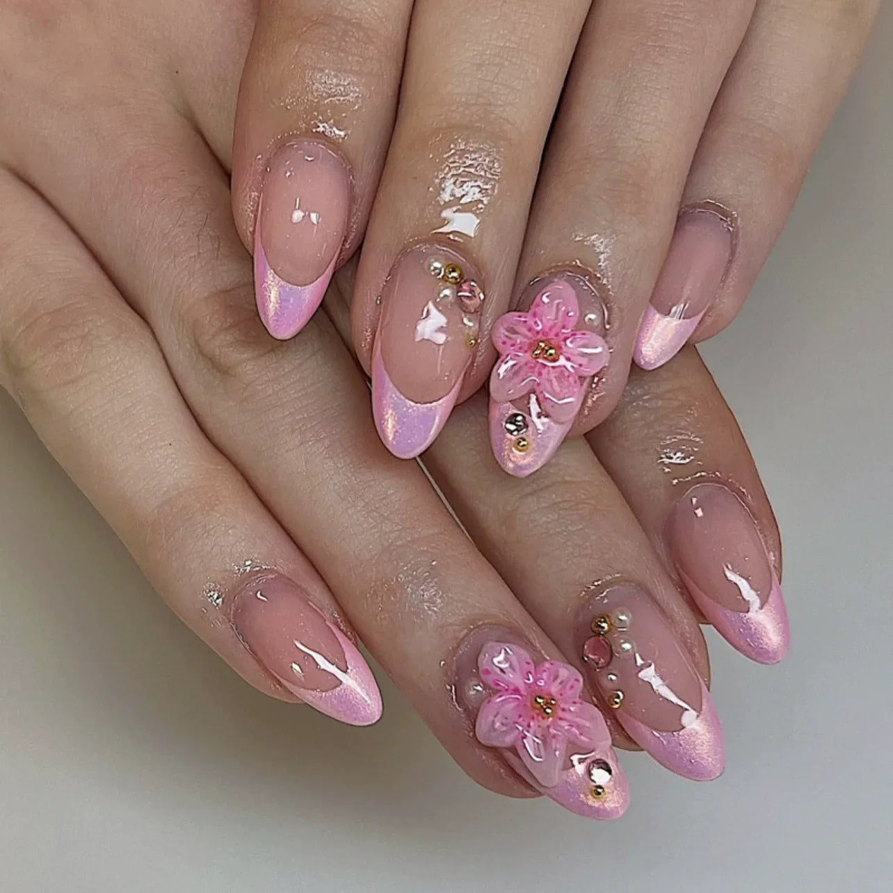 24pcs French Almond Press on Nails Flower False Nails Wearable Stick-on Nails Fake Nail Uñas Postizas Mujer Накладные Ногти 네일팁