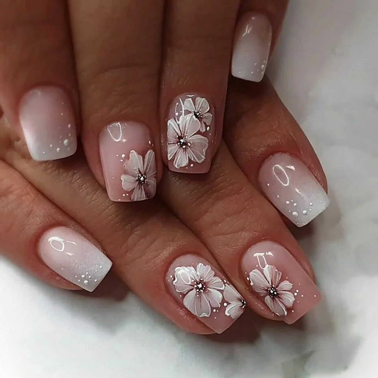 24pcs Short Square Amber Flower Fake Nail with Glue Wearable Autumn Designs Press on Nails Full Cover  Acrylic False Nails Tips