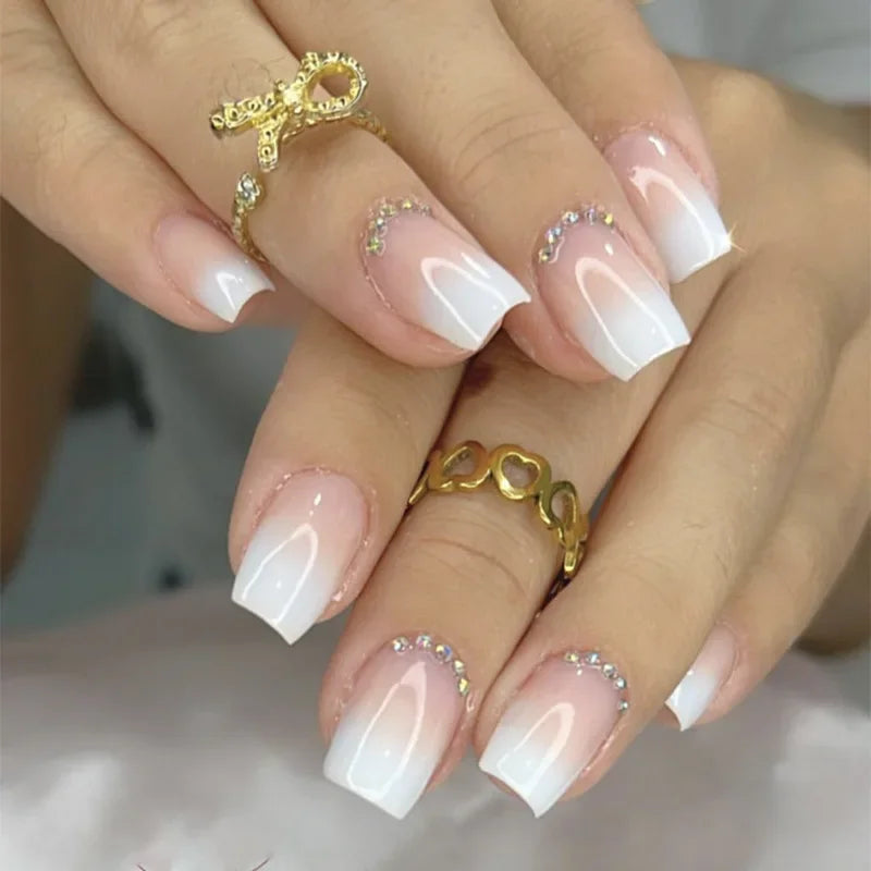 24Pcs Shiny Pearl Wearable False Nails Short Square Fake Nail Simple Summer Press on Nails Detachable Full Cover Nail Tips