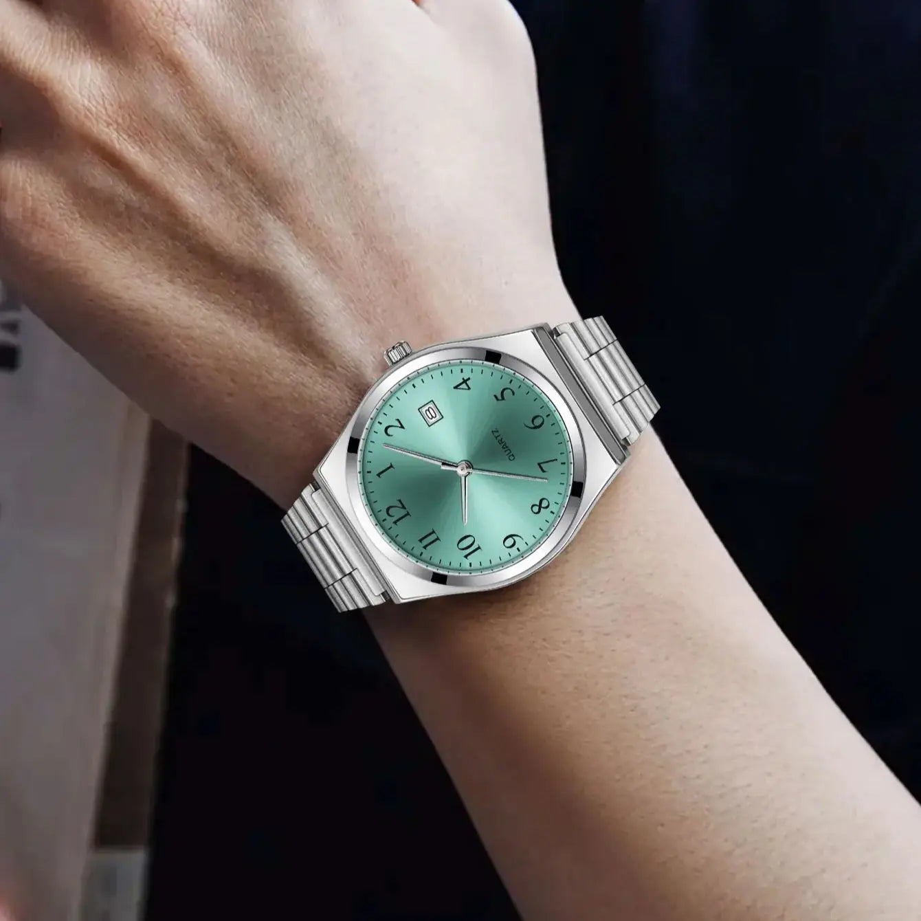 LUCKY FOX - Stylish & Minimalist Stainless Steel Wristwatch with Black Dial - Precise Timekeeping for Everyday
