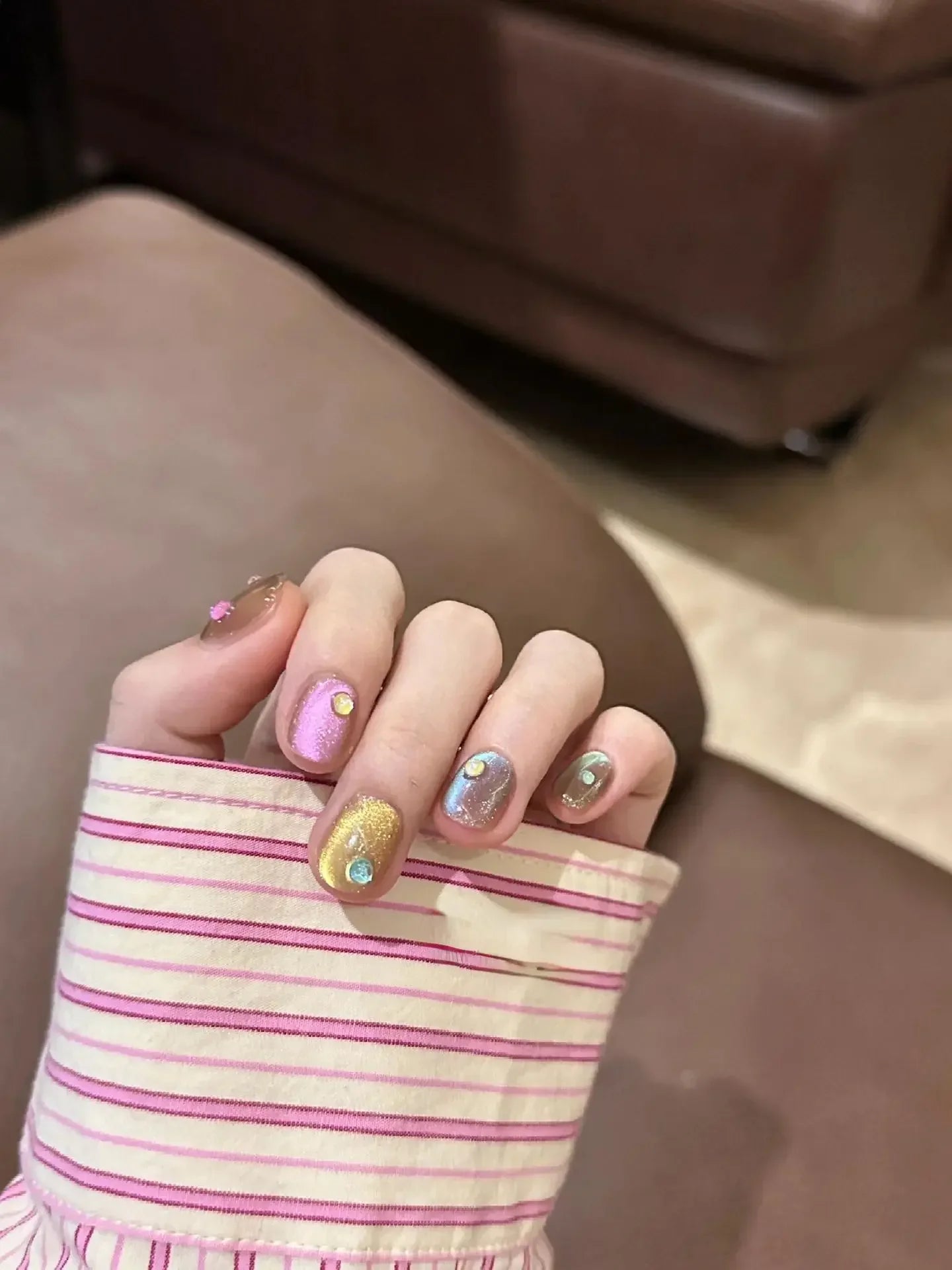 10Pcs Cat Eye Handmade Press on Nails Candy Color Fake Nails Summer Cute Wearable Stick-on Nails Full Cover False Nail Tools