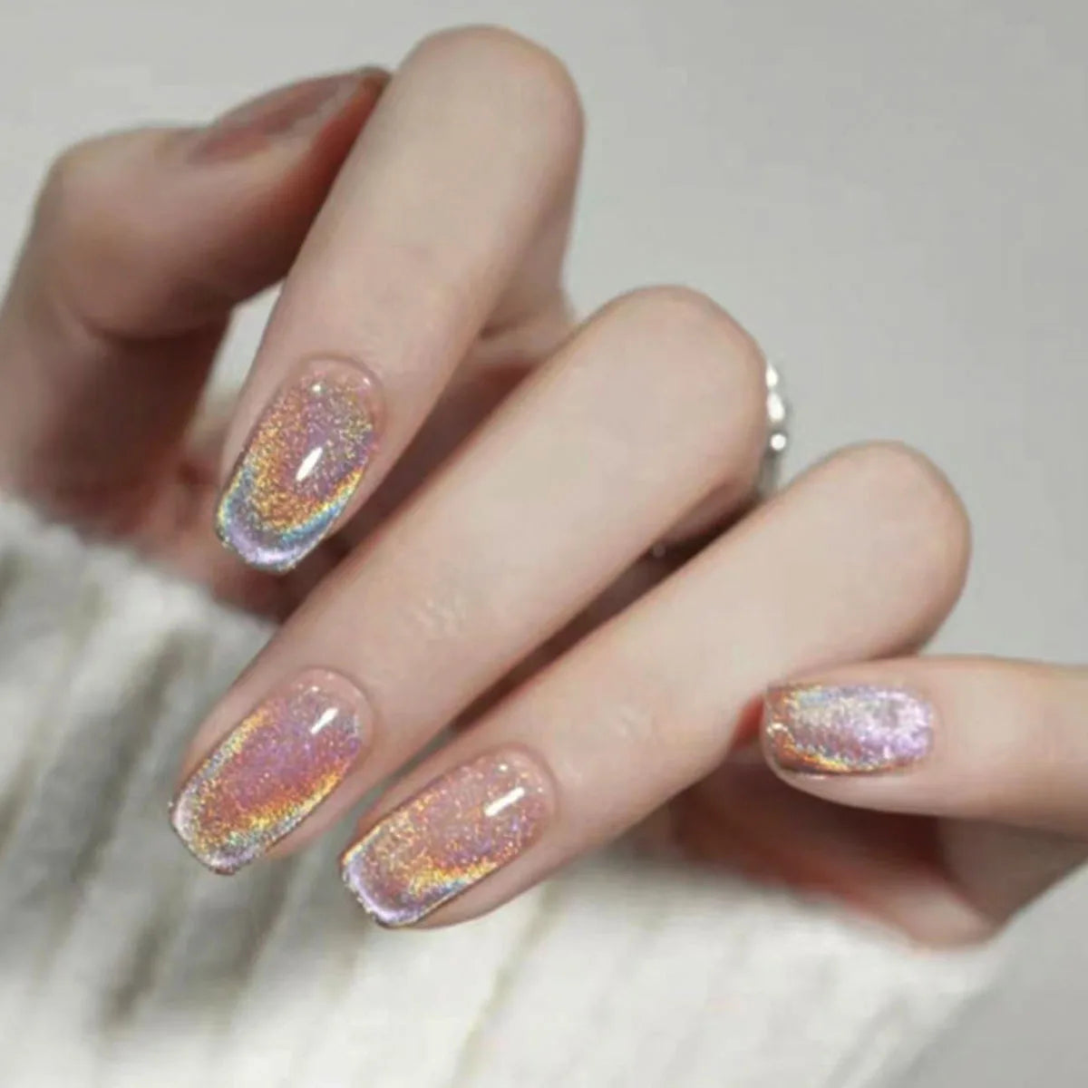 24pcs Crystal Cat Eye False Nails with Glue Short Square Press on Nails Shiny Red Jewel Nail Solid Color Fake Nails Minimalis