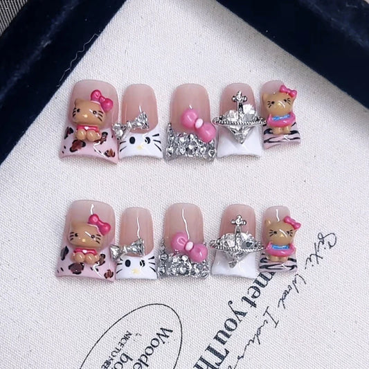 10Pcs Short Duckbill Handmade Nails Cute Pink Hellokitty False Nail Metal Rhinestone White French Press on Nails Acrylic Set