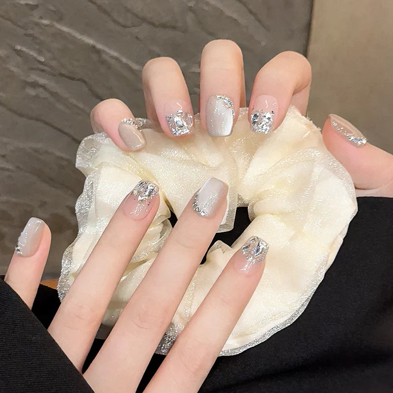 10Pcs Glitter Diamond Short Handmade Press On Nails Full Cover Irregular Rhinestone Design Cat Eye Ballet Fake Nails Manicure