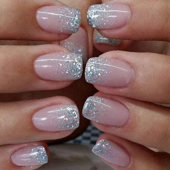 24Pcs Shiny Pearl Wearable False Nails Short Square Fake Nail Simple Summer Press on Nails Detachable Full Cover Nail Tips