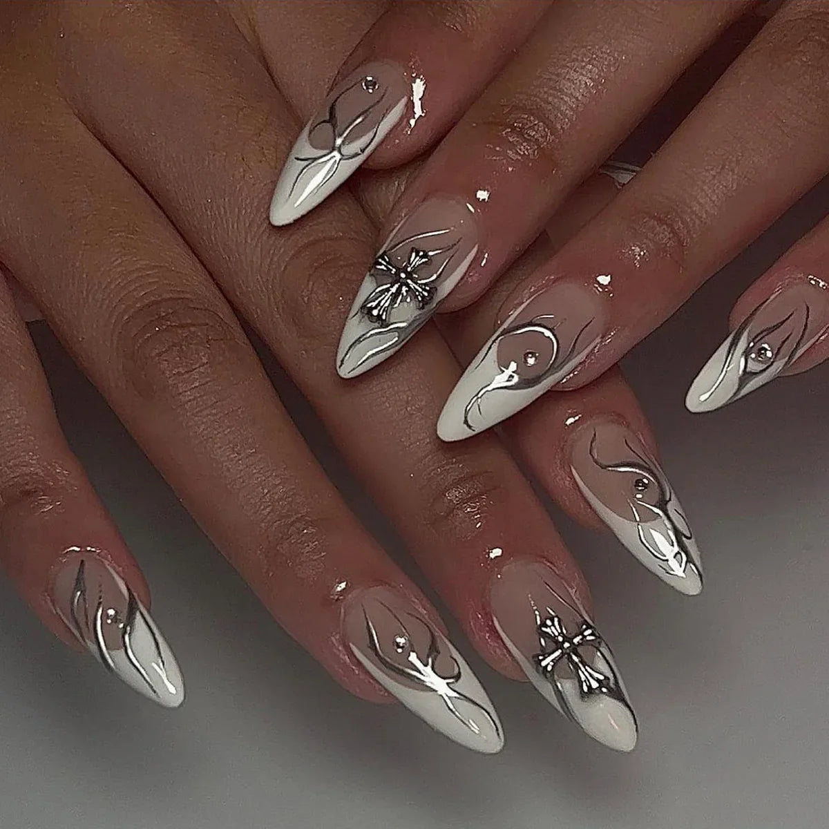 24PCS Simple Nude Almond Fake Nail with Glue Silver Star Patterns French Press on Nail Full Cover Ins Style Wearable False Nail