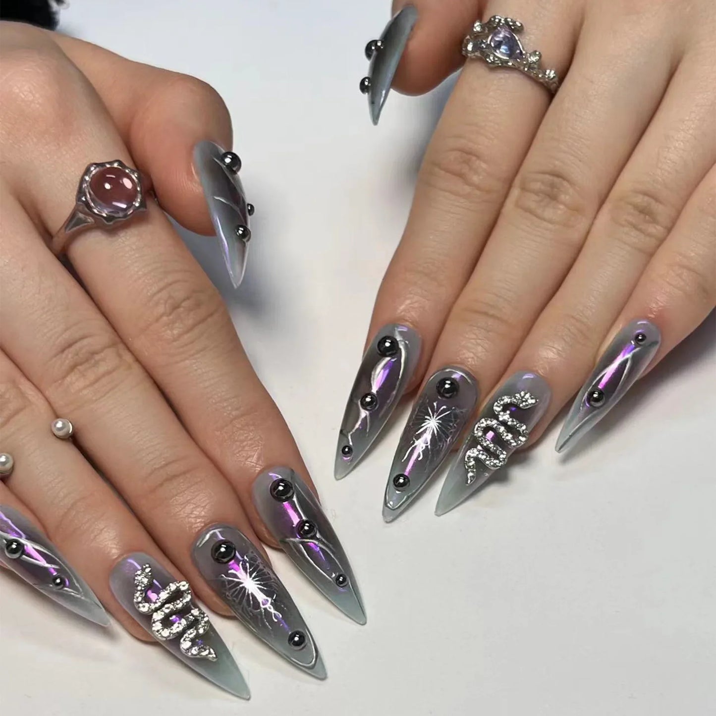 24Pcs Horror Comic Tomie Press on Nails Almond Glossy Black Japanese Anime Nails Reusable Halloween False Nail Tips for Girls