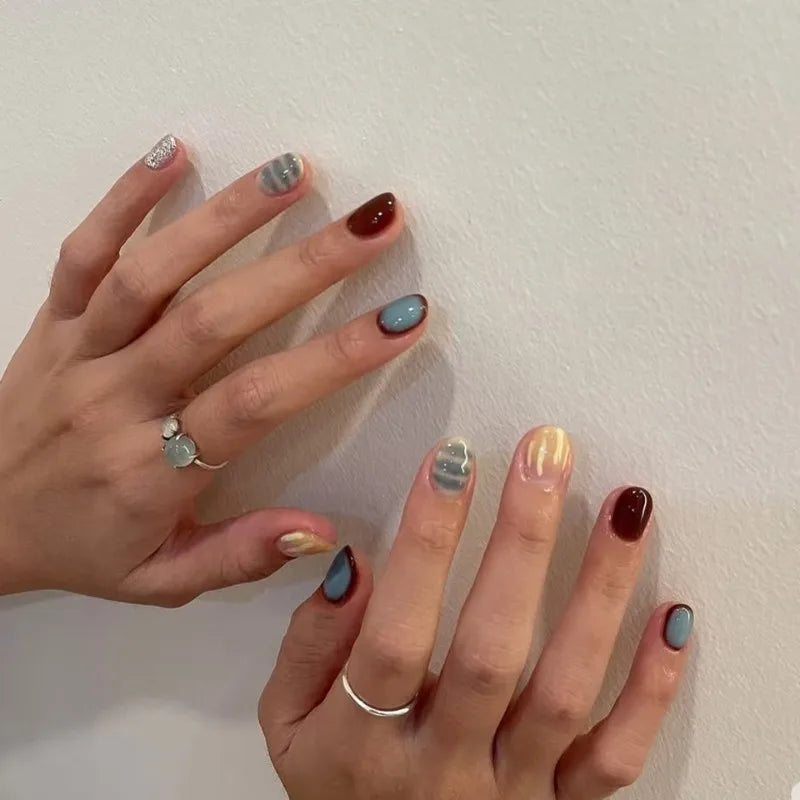 10PCS Blue Blush Short Square Round Handmade Pres on Nails Gentle Colorful Gradient Cute French Fake Nails Fashionable Nail Tips
