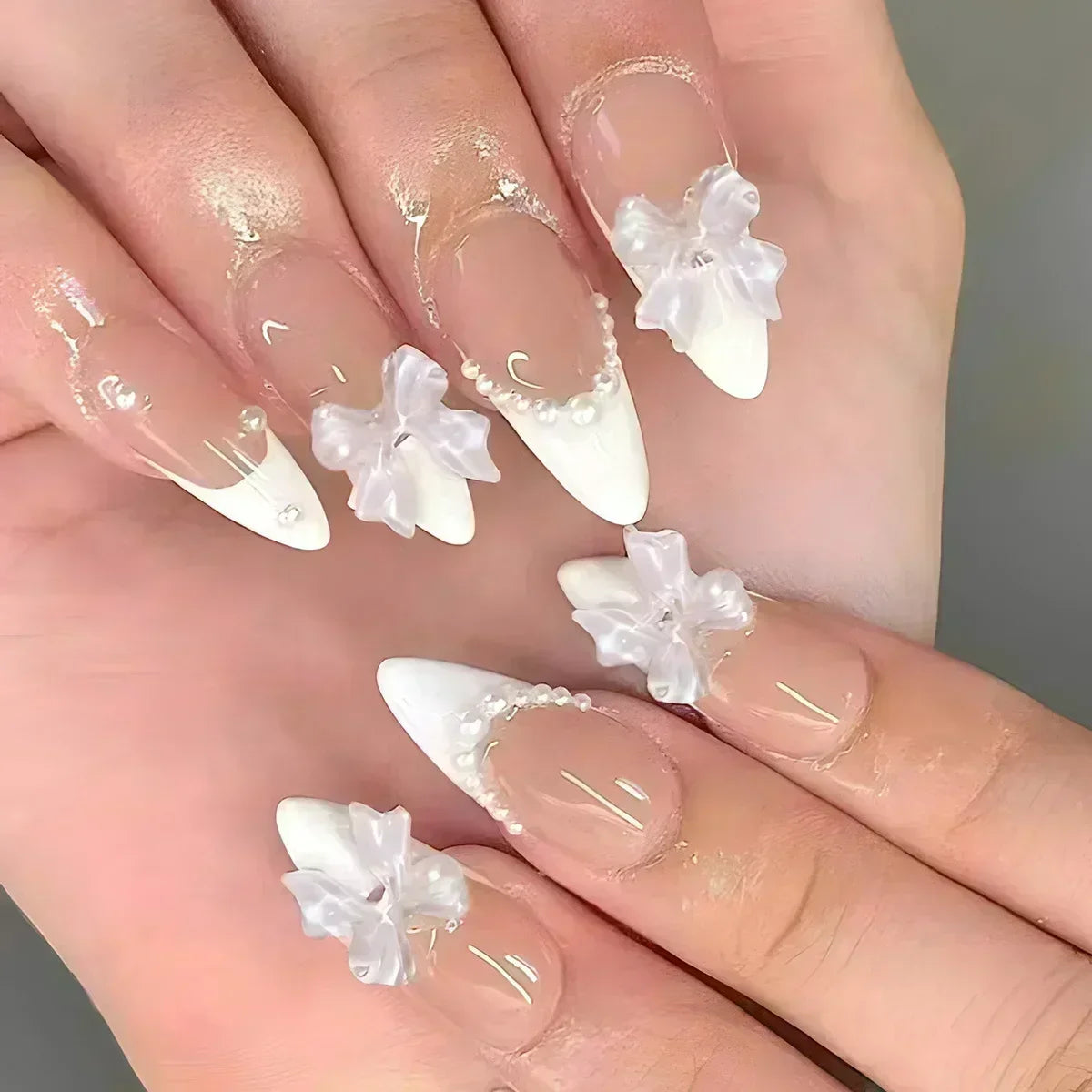 24Pcs White Almond False Nails Ballet with French Design Wearable Fake Nails Gradient Simple Full Cover Press on Nail Tips Art