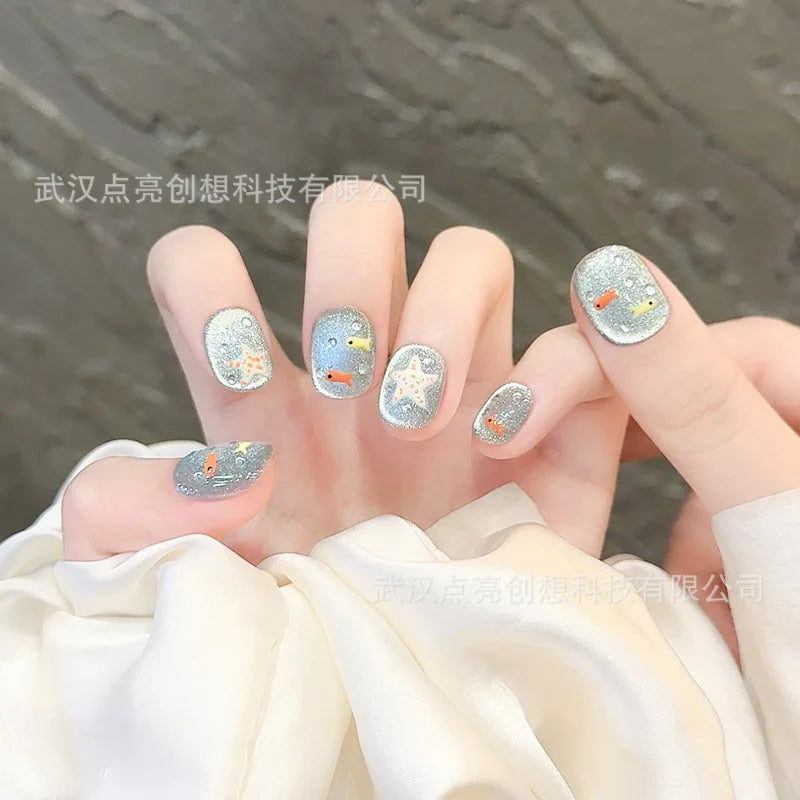 10pcs/set Handmade Press-On Nails - Blue Glossy Fish & Bubbles Design Short Oval Fake Nails with Cat Eye Effect False Nails