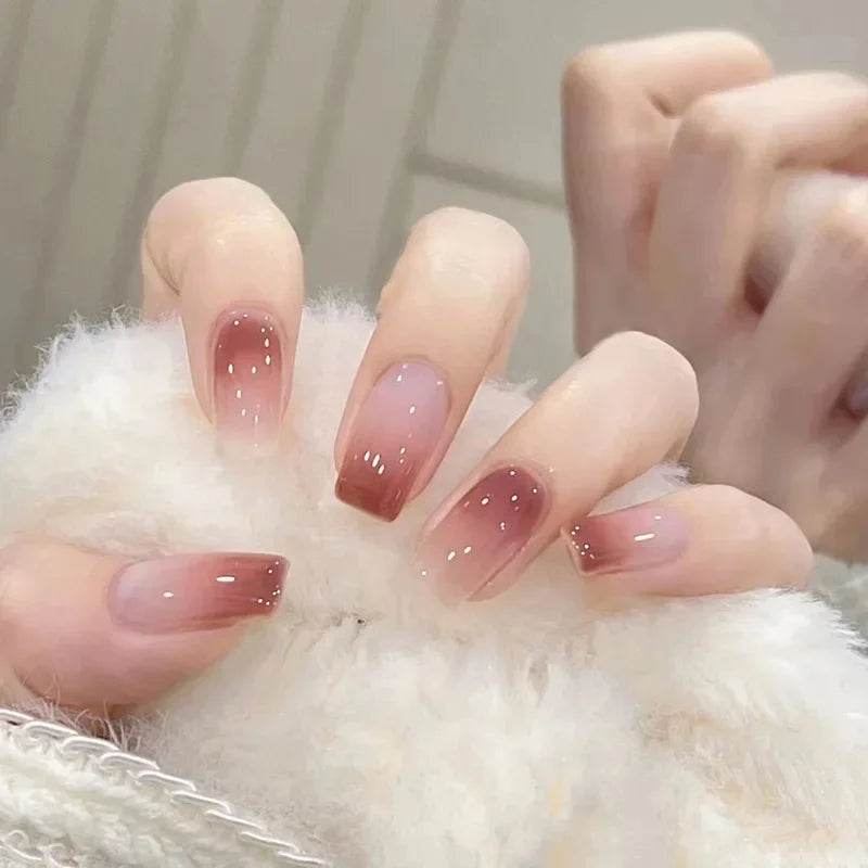 24Pcs Full Cover Nail Tips Short Simple False Nails Wearable Round Head Fake Nails Gradient Artifical Finished Press on Nails