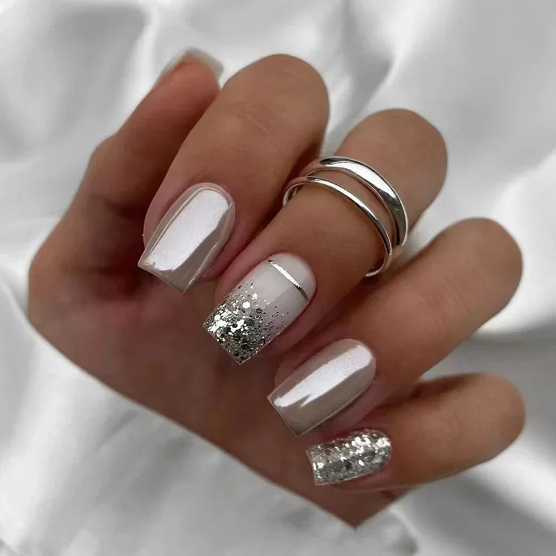 24Pcs Shiny Pearl Wearable False Nails Short Square Fake Nail Simple Summer Press on Nails Detachable Full Cover Nail Tips