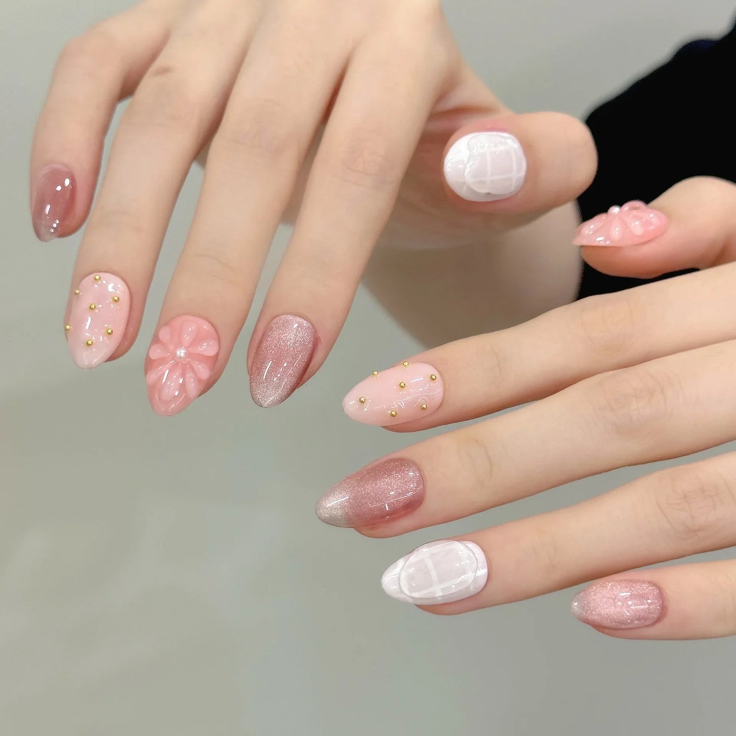 10 PCS Luxury Handmade Press on Nails Short  Almond Ice flower Cat's eye Design with 3-PIECE Tool Adhesive Nail Glue Tabs