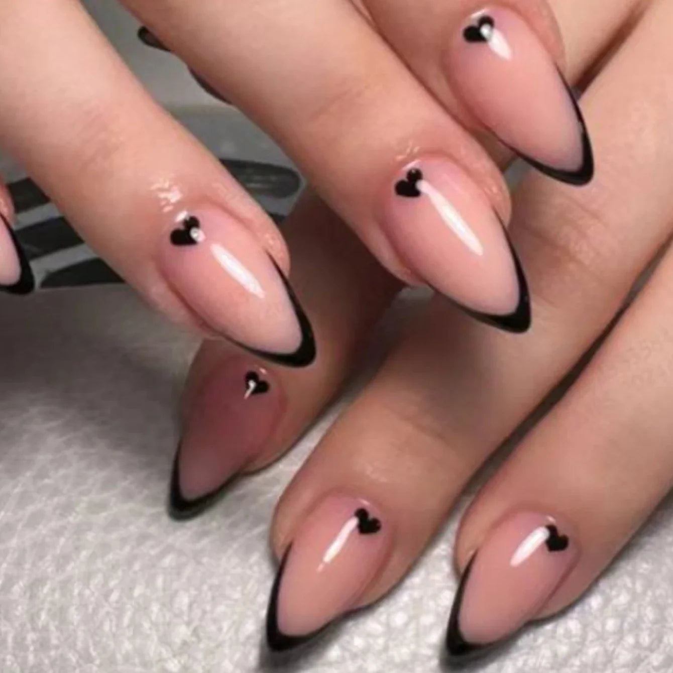 24PCS- white almond fake nails, red love pattern decoration, exquisite elegance, fashion generous, suitable for dating, dinner,
