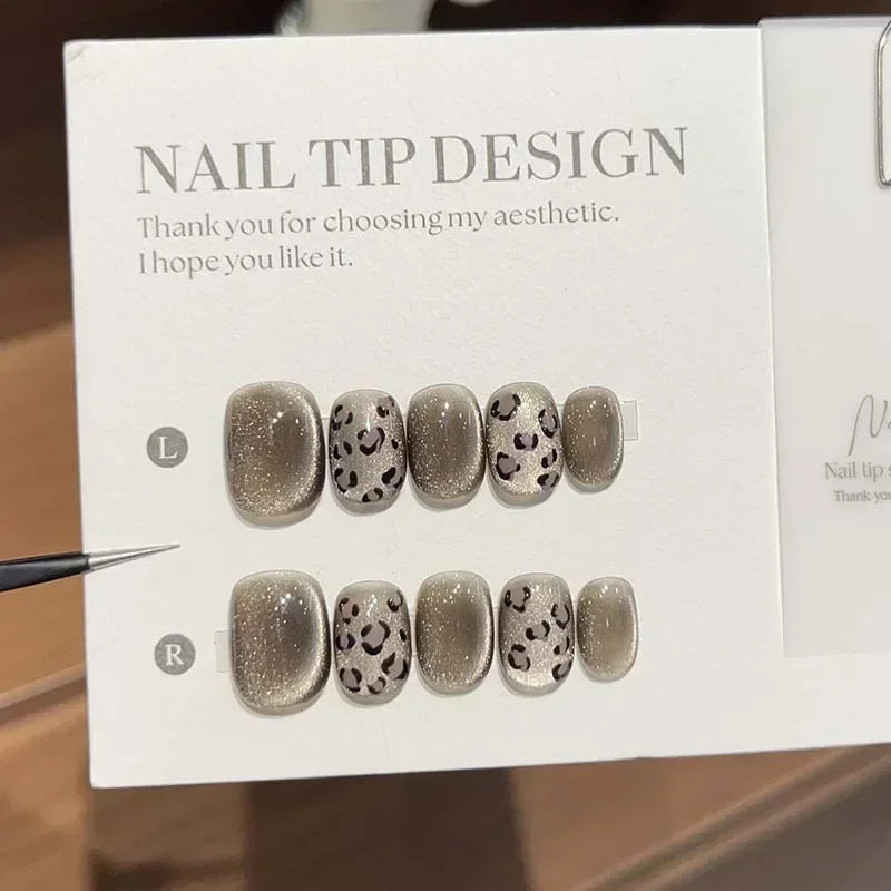 10Pcs Red Cat Eye Handmade Press on Nails Flower Fake Nails Wearable Stick-on Nails Full Cover False Nail Uñas Postizas 네일팁