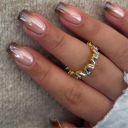 24PCS yellow gradient almond fake nails, delicate and gorgeous, simple and elegant, stylish and generous, suitable for fashion g