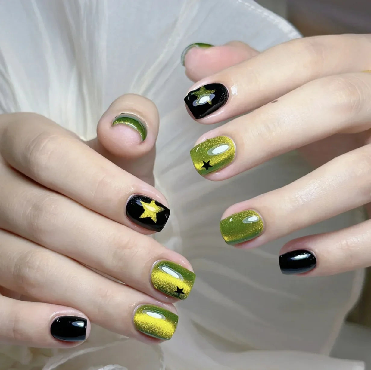 10pcs Handmade Press on Nails Short Oval Star Green Apple Cat's Eye False Nail for Women&Girls Detachable Wearable Fake Nail