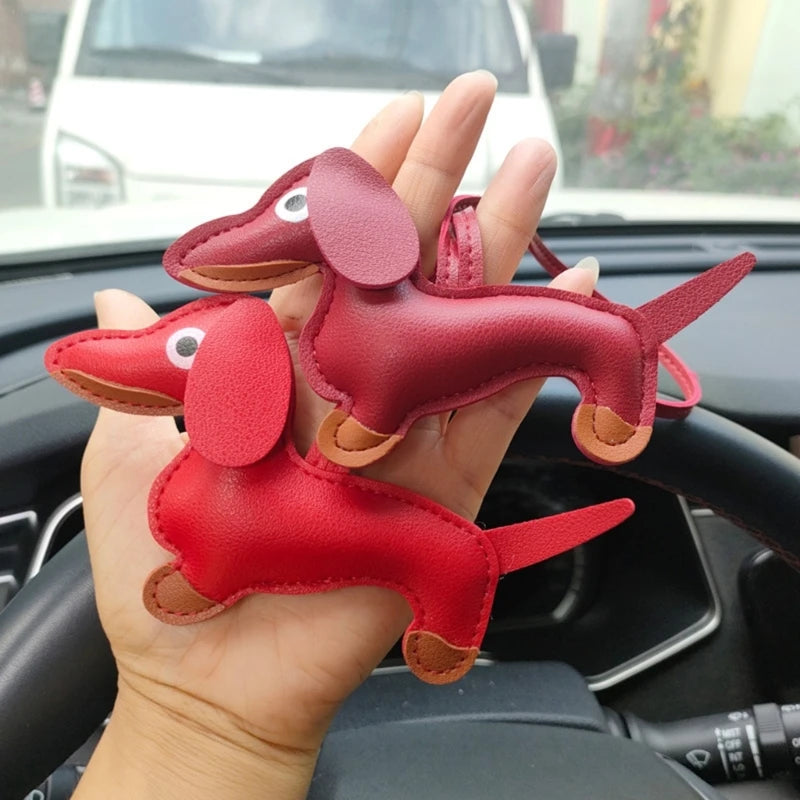 Mini Dachshund Dog Keychain  PU Leather Animals Keyring Hanging Ornament Backpack Handbag Charm Gift for Men Women