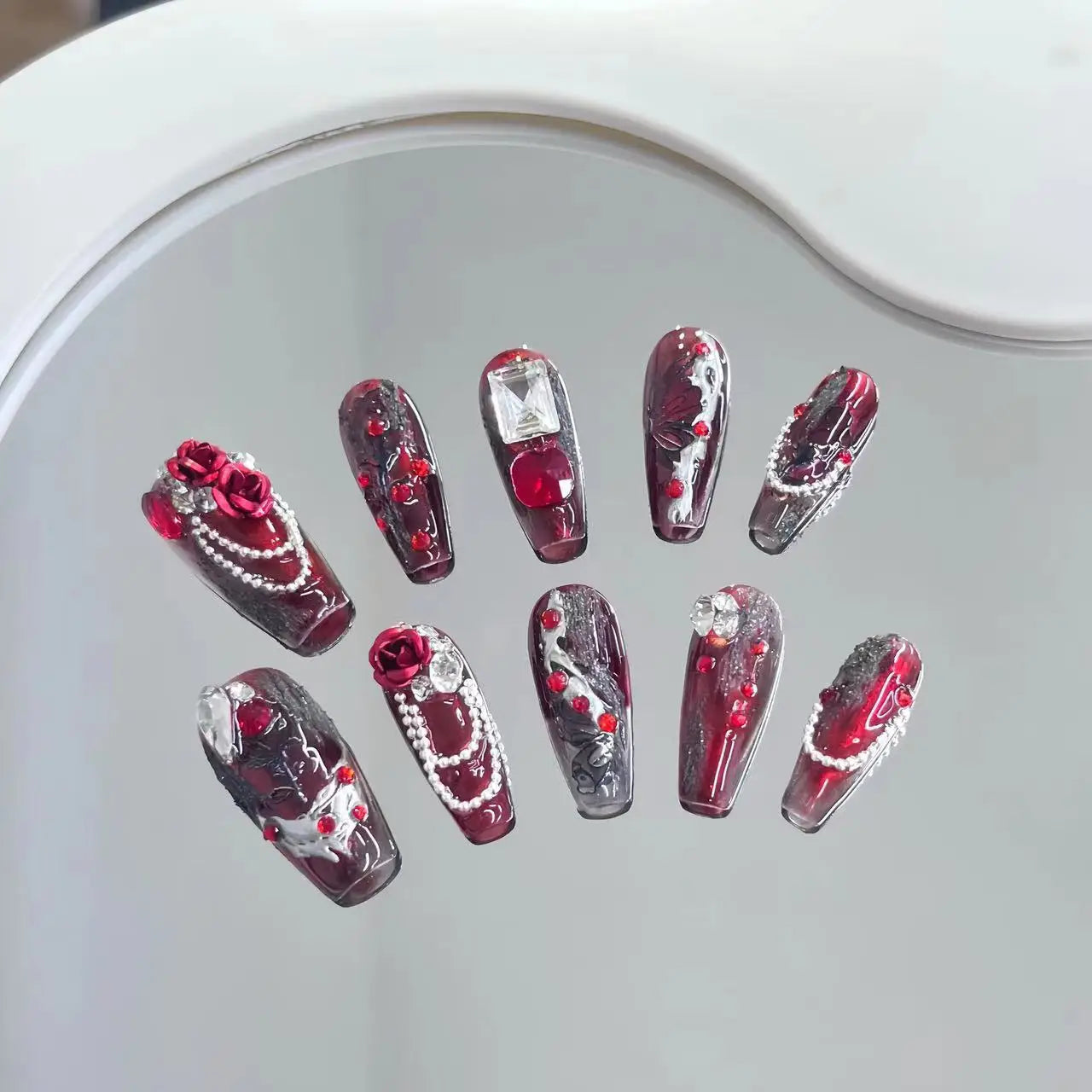 10pcs Handmade False Nails Goth Red Rose Fake Nails Black 3D Pearl Crystal Decor Press on Nails Tips Full Finished Wearable