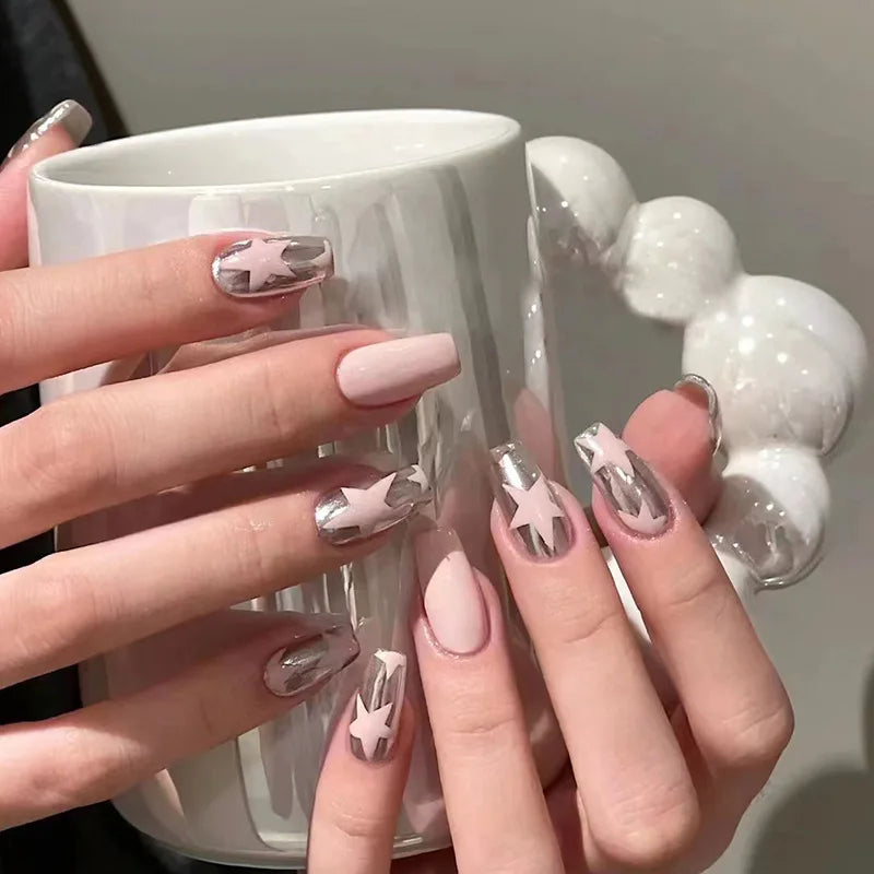24Pcs Glitter Diamond Press On Nails Sweet Cute Girl Acrylic Nails Full Cover Short Square Fake Nails Wearable Manicure Nail Tip