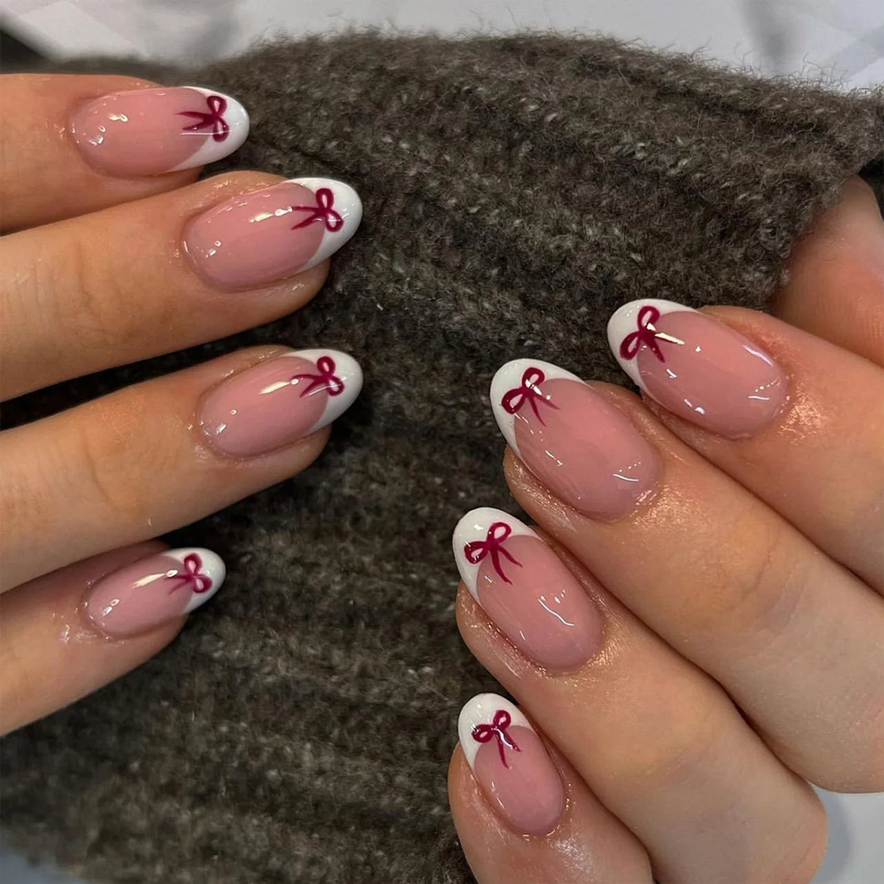 24Pcs Long Almond Fake Nails with White Edge Design Wearable French Press on False Nails Simple Full Cover Nail Tips Manicure