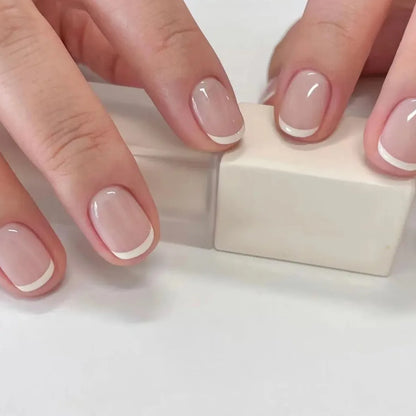 24Pcs Shiny Pearl Wearable False Nails Short Square Fake Nail Simple Summer Press on Nails Detachable Full Cover Nail Tips