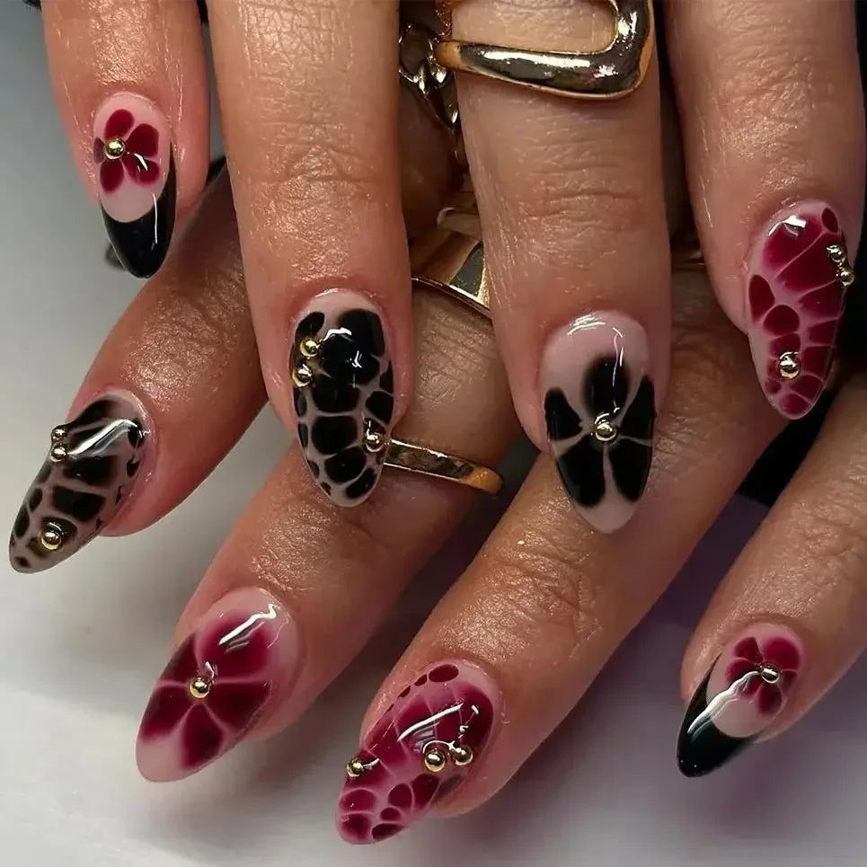Fashion Brown Flowers Nude Color Nail Art Gold French Almond False Nails Detachable Finished Fake Nails Press on Nails with Glue