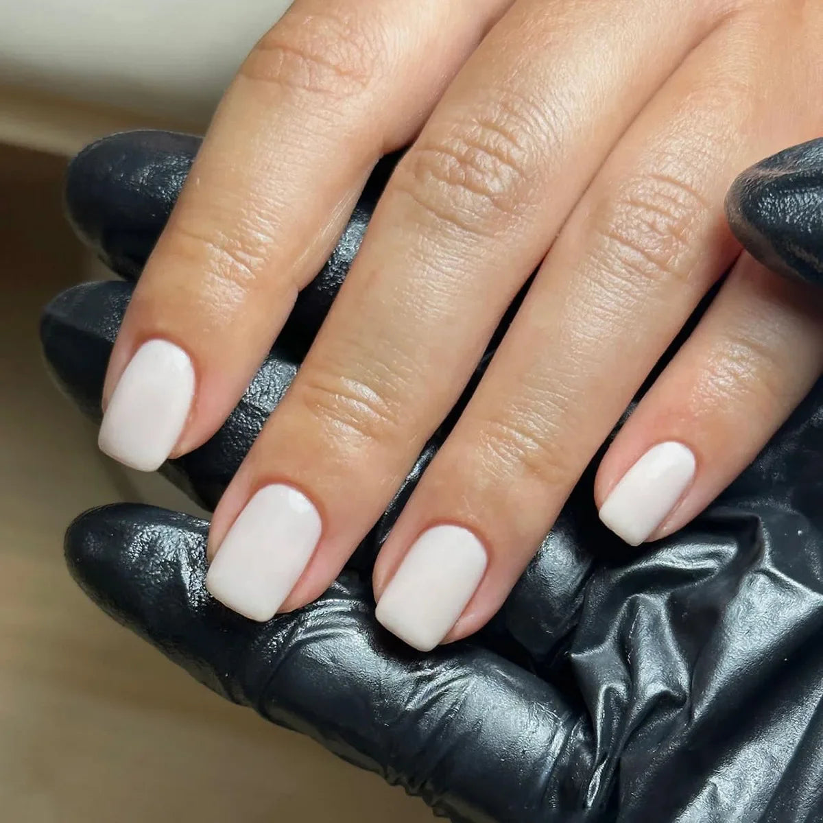 Classic Pure Color Nail Art Fashion Short Square Fake Nails Solid Color Detachable Finished False Nails Press on Nails with Glue