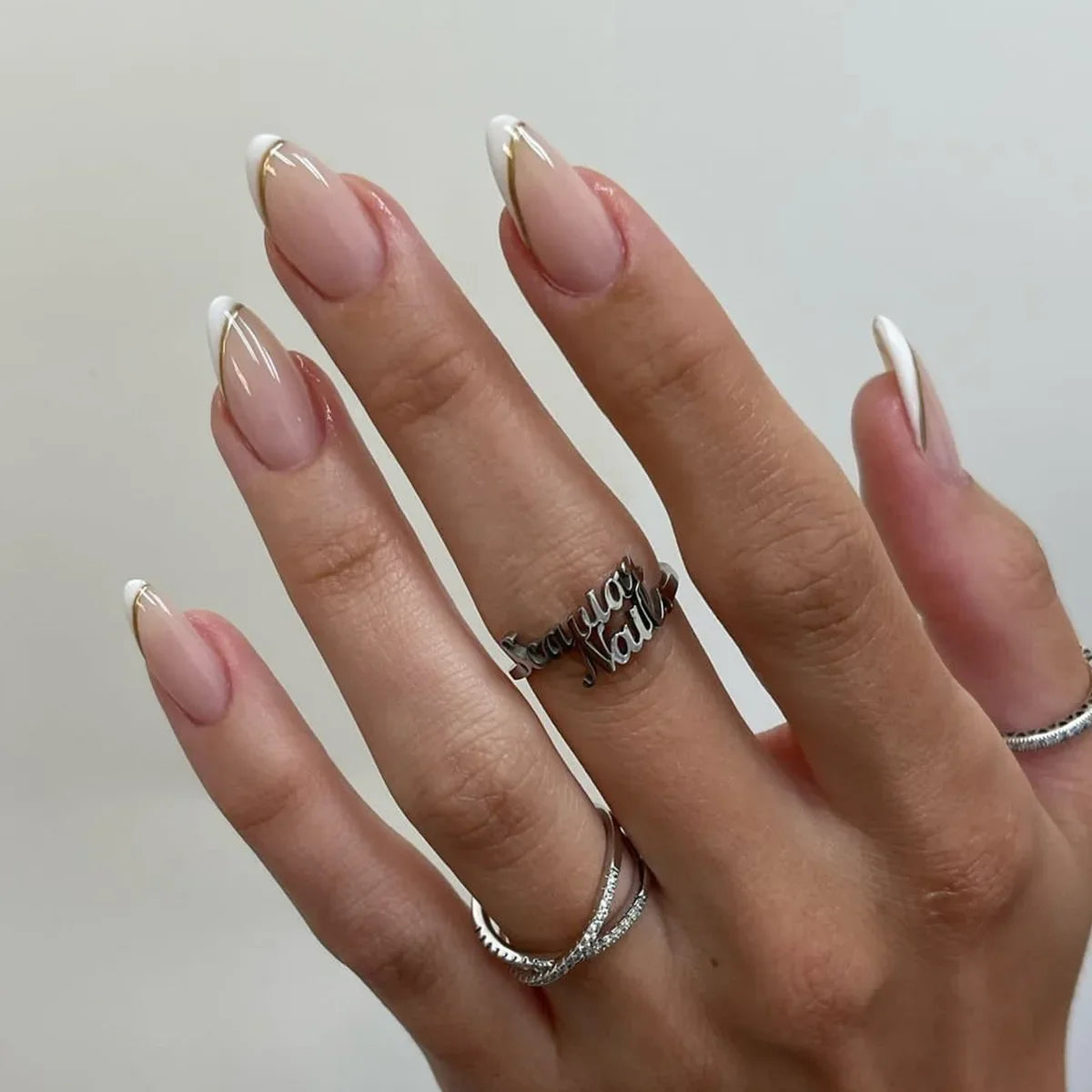 24pcs French Simple Fake Nails Ins White Edge Nude Color False Nail Tips Almond Stick on Nail Patch for Girl Lady Manicure Tools