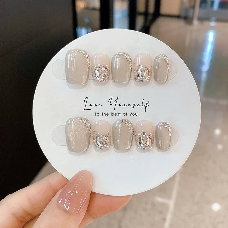 10Pcs Glitter Diamond Short Handmade Press On Nails Full Cover Irregular Rhinestone Design Cat Eye Ballet Fake Nails Manicure