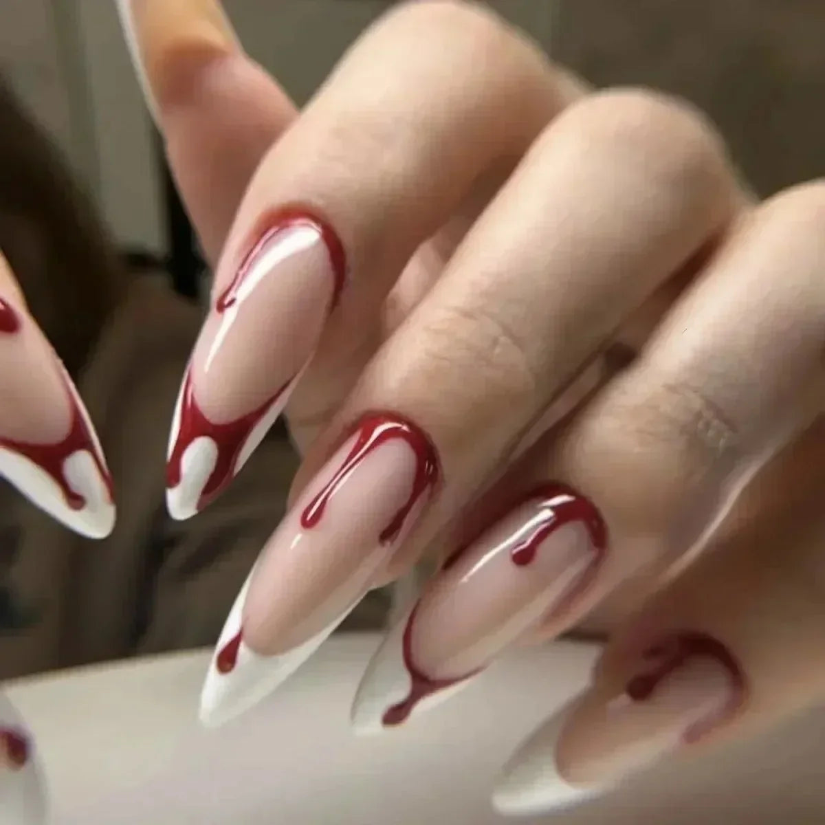24pcs Blood Splatter Press-On Nails Set Almond-Shaped Long Length Glossy Finish Red and White Faux Nail Kit for Women Halloween