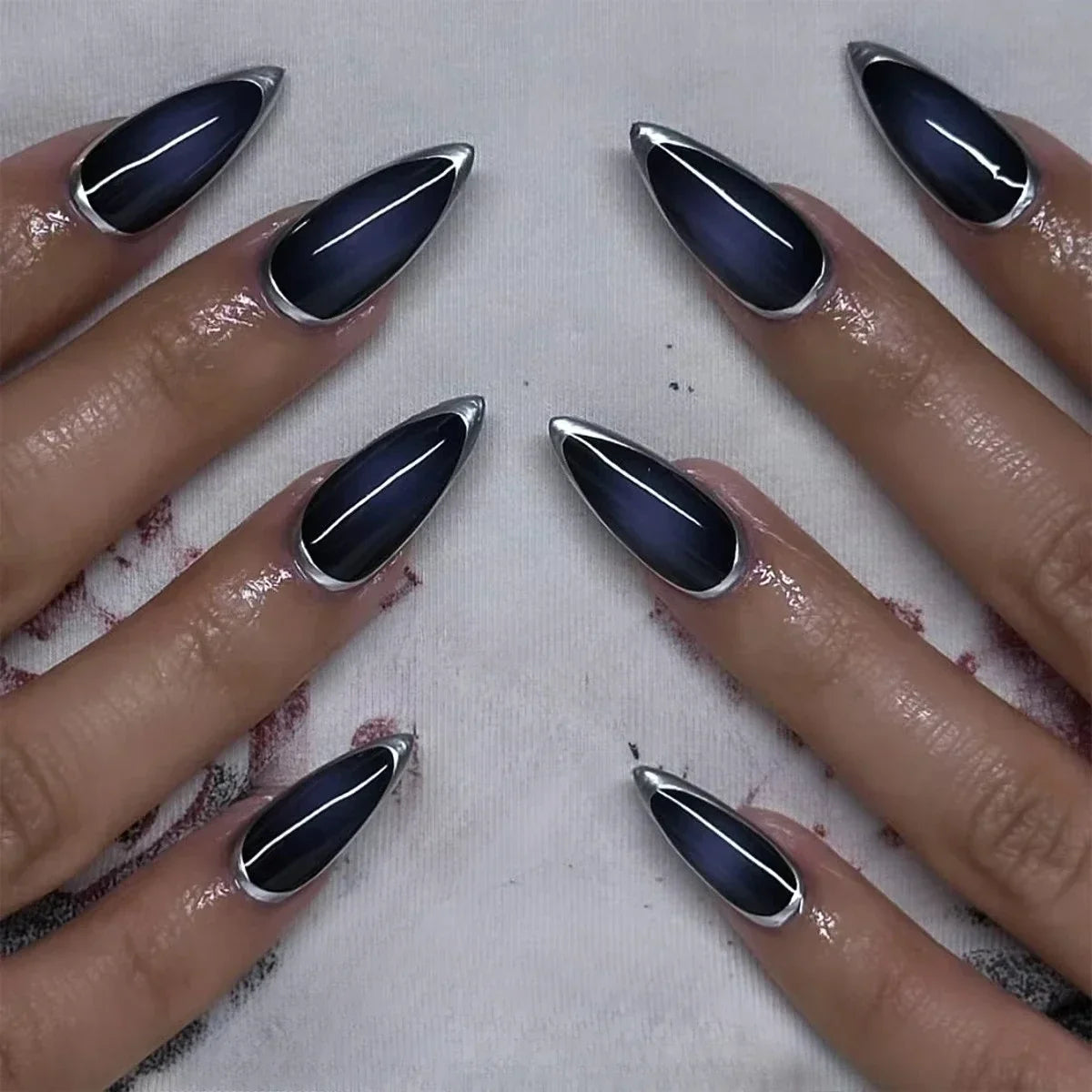 Silver Glitter Powder White Simple Red Lips Gold Almond Fake Nails Art False Nails Charms Tip Punk Press on Nails Manicure Tools