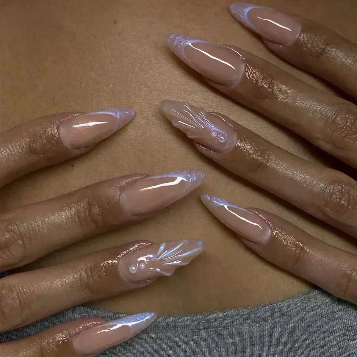 24Pcs Short Round Head Almond Fake Nails with Flowers Grass Pattern Wearable False Nails Tips Summer Full Cover Press on Nails