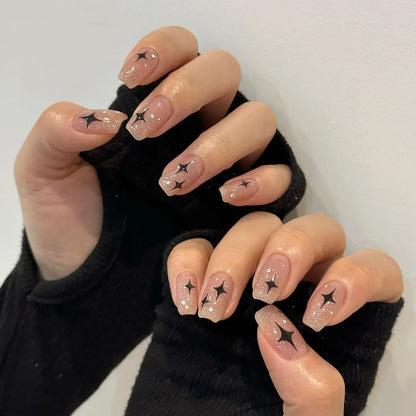 Y2K Black White Star Artificial Fake Nails Full Cover Short False Nail Removable Press on Nails for Women DIY Manicure 24Pcs