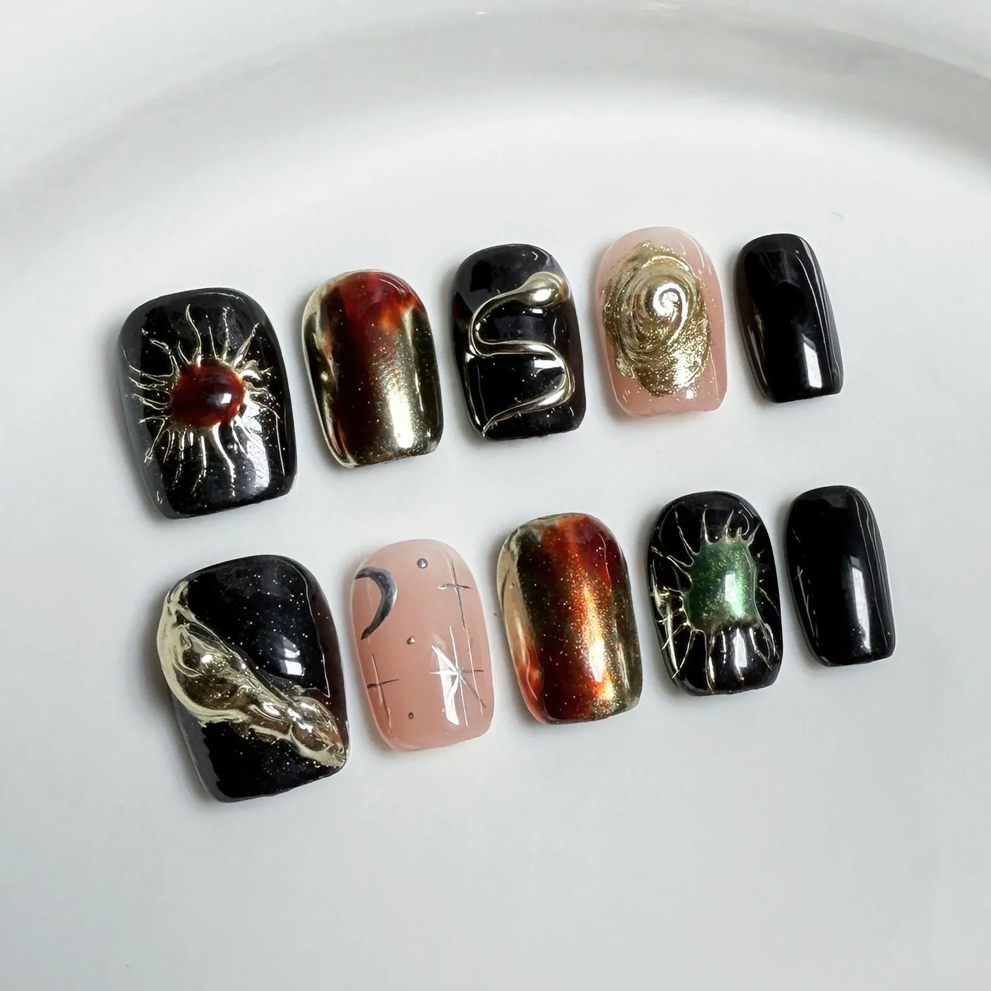 10Pcs Cat Eye False Nails Short Square Handmade Fake Nails Irregular Metal Press on Nails Silver Glitter Design Nail Sweet Cool