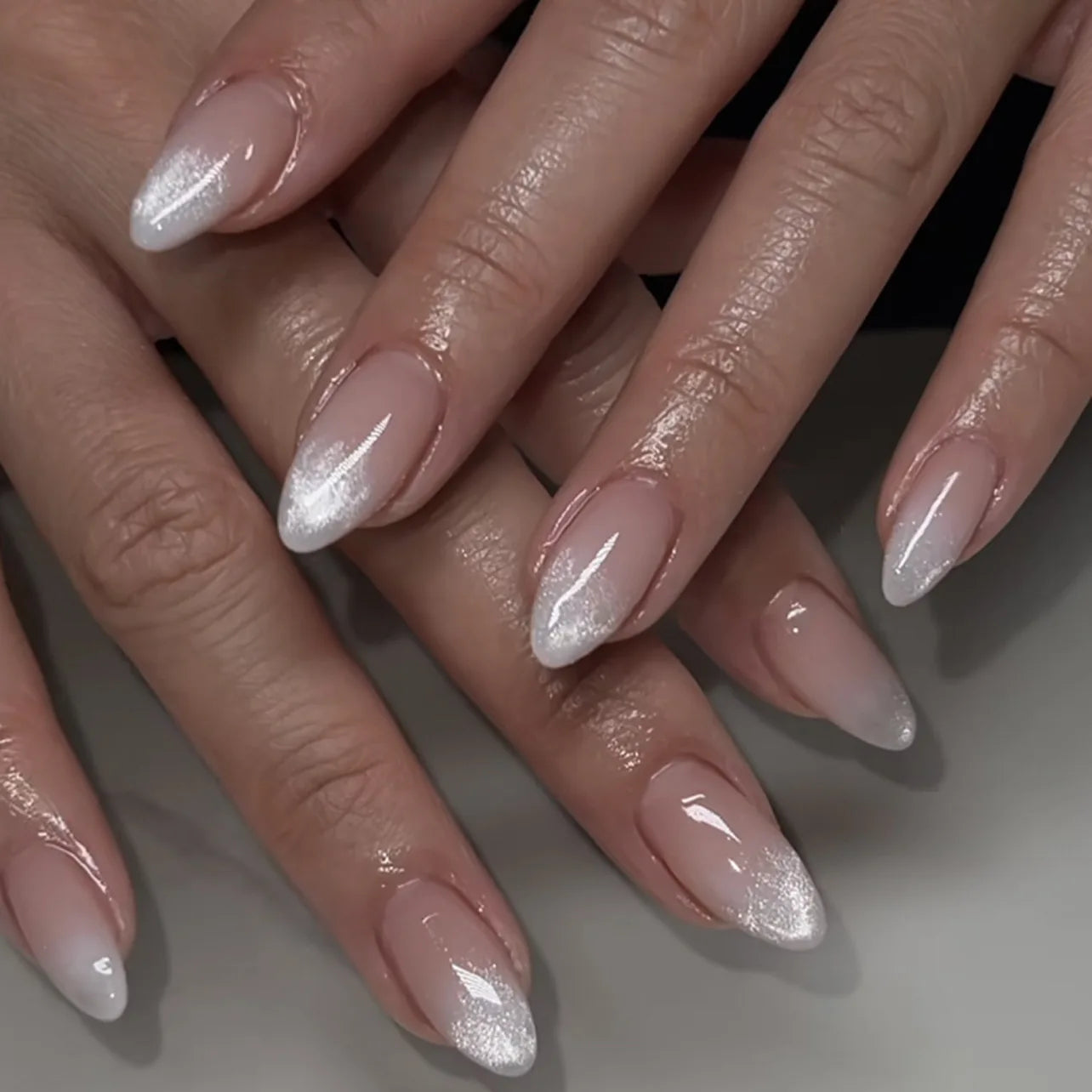 24pcs French Simple Fake Nails Ins White Edge Nude Color False Nail Tips Almond Stick on Nail Patch for Girl Lady Manicure Tools