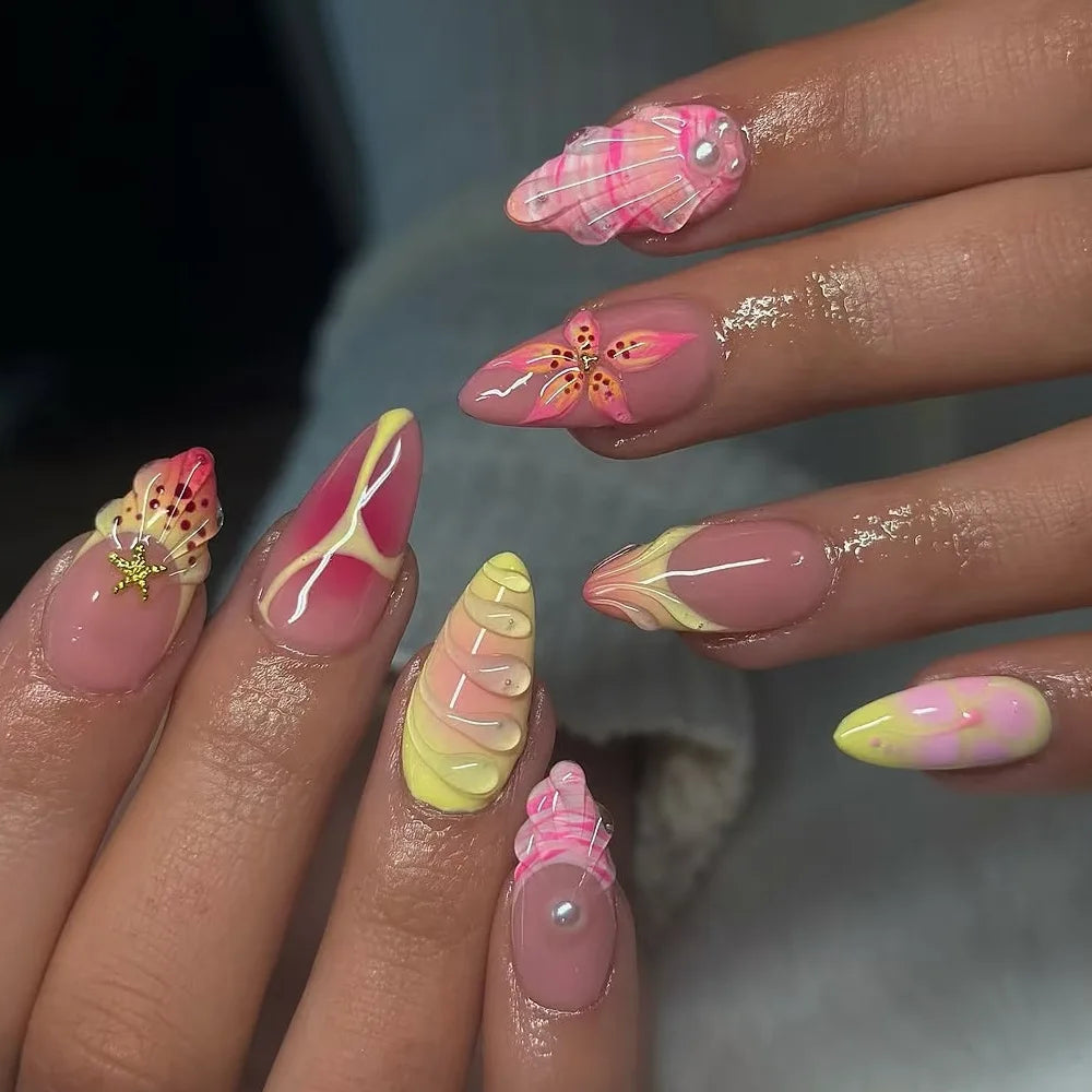 24pcs Cute False Nail Ocean Creature Pattern Stick on Nails Yellow French Short Almond Fake Nail Flower Design Press on Nails