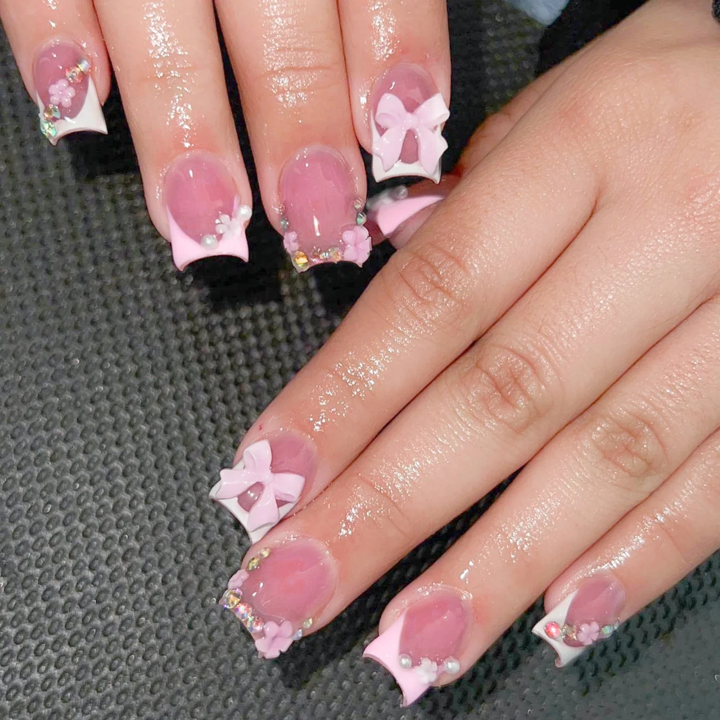 Blush Pink False Nails Bowknot Diamond Pearl 3D Design Press on Nail Tips with Harmless Smooth Edge Nails Woman DIY Fake Nails