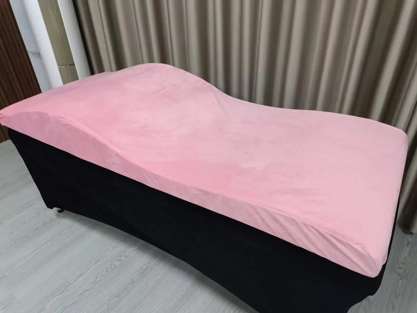 Lash Bed Topper and Bed Cover, Ergonomic Curvy Massage Table Cushion, Eyelash Mattress Bed for Beauty Salon Customized