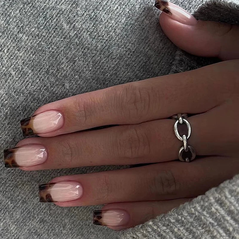 Leopard Print Ballet Fake Nails Art Almond False Nail Tip Charm Star Bowknot Flower Heart Cherry Pointed Press on Nails Manicure