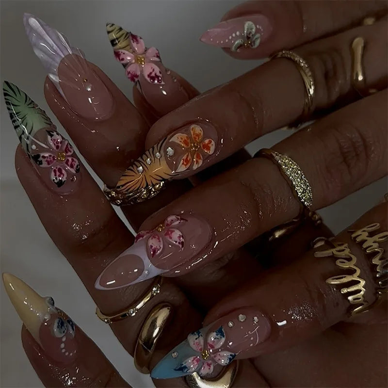24pcs Cute False Nail Ocean Creature Pattern Stick on Nails Yellow French Short Almond Fake Nail Flower Design Press on Nails